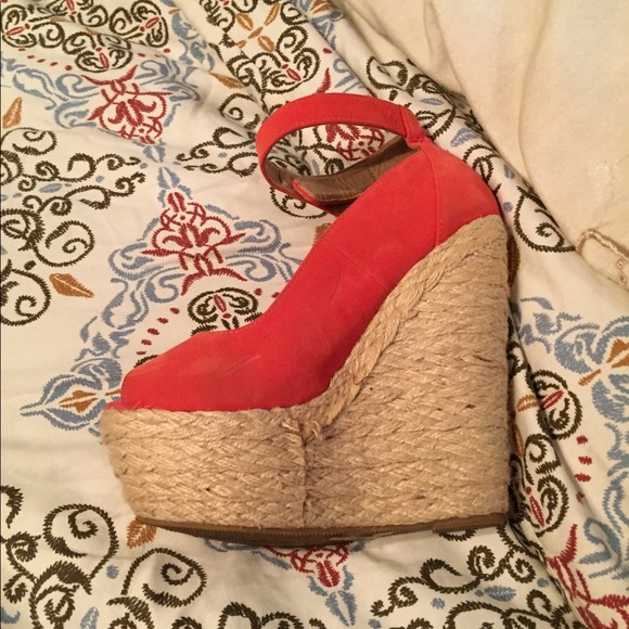 Shoes - Picture 2 of 2